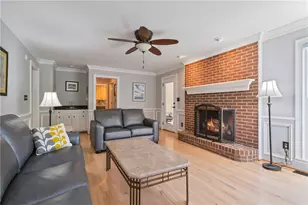 4423 Windsor Oaks Cir, Marietta, GA 30066 - Photo 9