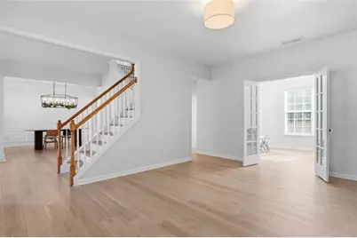 466 Skiles Court, Suwanee, GA 30024 - Photo 7