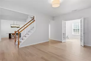466 Skiles Ct, Suwanee, GA 30024 - Photo 7