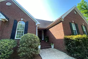 1948 E Bay St, Hoschton, GA 30548 - Photo 41
