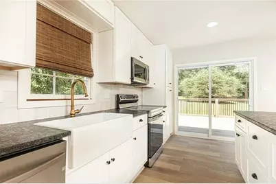 729 Osco Parkway, Woodstock, GA 30188 - Photo 9