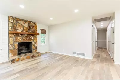 729 Osco Parkway, Woodstock, GA 30188 - Photo 11