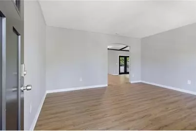 562 Hidden Hills Court, Marietta, GA 30066 - Photo 3