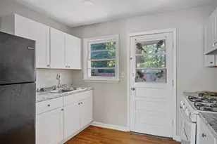 190 Opal Dr, Roswell, GA 30075 - Photo 3