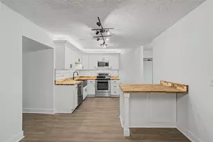 609 Woodknoll Ct, Jonesboro, GA 30238 - Photo 7