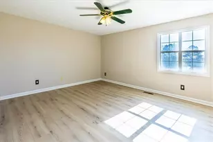 3237 Windgate Dr, Buford, GA 30519 - Photo 11