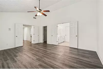 5207 Meadowbrooke Chase, Stone Mountain, GA 30088 - Photo 19