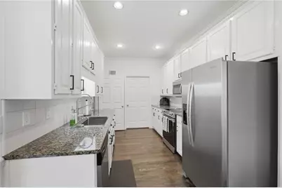 5211 Glenridge Drive, Atlanta, GA 30342 - Photo 19