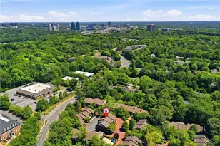 5211 Glenridge Dr, Atlanta, GA 30342 - Photo 3