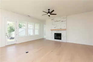 6520 Wallace Farms Dr, Cumming, GA 30028 - Photo 11