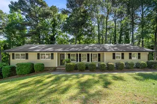 2356 Cambridge St, Snellville, GA 30078 - Photo 3