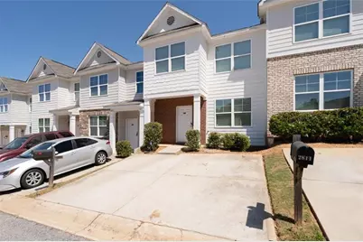 2813 Laurel Ridge Circle, Atlanta, GA 30344 - Photo 5