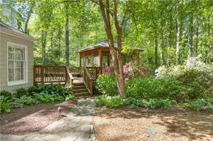 4573 Club Cir NE, Atlanta, GA 30319 - Photo 41