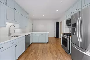 4573 Club Cir NE, Atlanta, GA 30319 - Photo 17