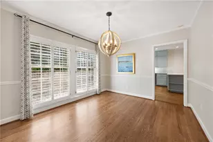 4573 Club Cir NE, Atlanta, GA 30319 - Photo 11