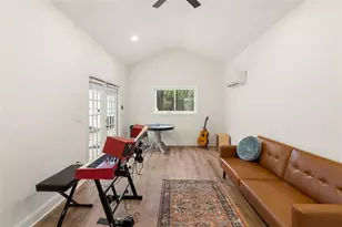 1387 Woodland Hills Dr NE, Atlanta, GA 30324 - Photo 23