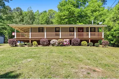 105 Lake Street, Jefferson, GA 30549 - Photo 1