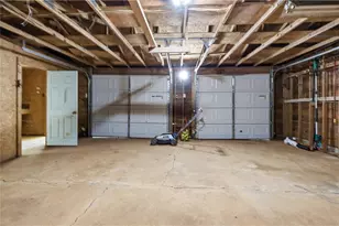 1747 Country Park Way, Lawrenceville, GA 30043 - Photo 29