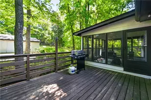 1747 Country Park Way, Lawrenceville, GA 30043 - Photo 31