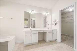 1576 Dunton Green Way, Lawrenceville, GA 30043 - Photo 13
