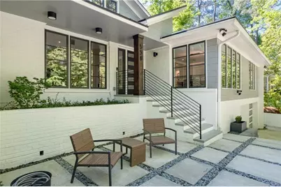 538 Spring Valley Road NW, Atlanta, GA 30318 - Photo 3