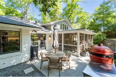 538 Spring Valley Road NW, Atlanta, GA 30318 - Photo 45