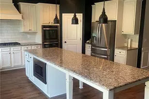 7931 Nolan Trail, Snellville, GA 30039 - Photo 3