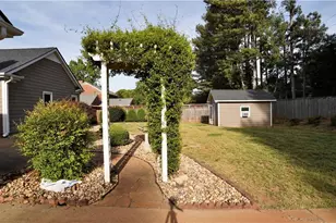3662 Bowbridge Ln, Snellville, GA 30039 - Photo 57