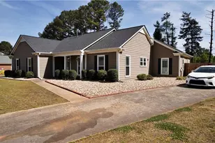 3662 Bowbridge Ln, Snellville, GA 30039 - Photo 5