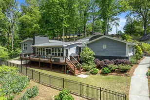 103 Mandalay Rd, Gainesville, GA 30501 - Photo 7