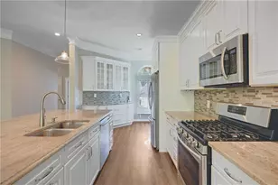 128 Sea Island Dr, Peachtree City, GA 30269 - Photo 3