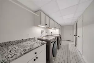 5592 Colton Dr, Atlanta, GA 30342 - Photo 35