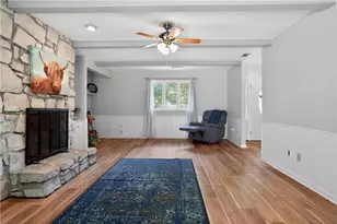 1408 Fairfield Dr SW, Lilburn, GA 30047 - Photo 5