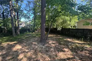 1130 Buckhurst Dr, Atlanta, GA 30349 - Photo 37
