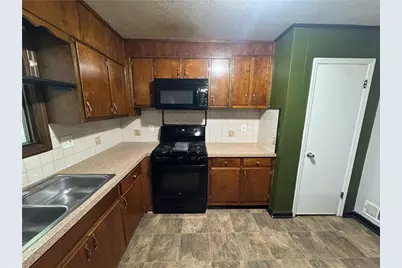 1130 Buckhurst Drive, Atlanta, GA 30349 - Photo 7