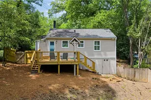 1881 Woodland Hills Ave NW, Atlanta, GA 30318 - Photo 21
