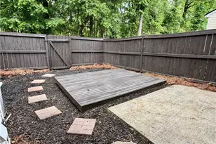 10900 Wittenridge Dr, Alpharetta, GA 30022 - Photo 17