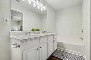 1589 River Main Ct, Lawrenceville, GA 30046 - Photo 17