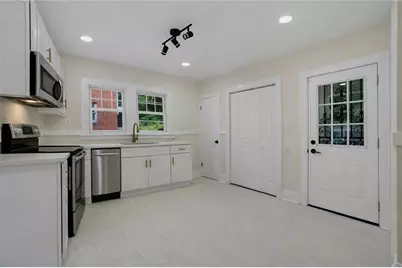 1207 Martin Luther King Dr, Atlanta, GA 30314 - Photo 7