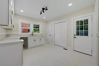 1207 Martin Luther King Dr, Atlanta, GA 30314 - Photo 9