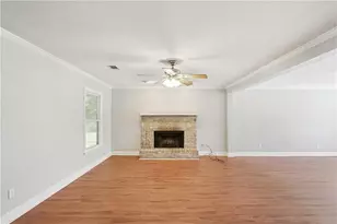 1172 Dogwood Forest Dr NE, Marietta, GA 30068 - Photo 3
