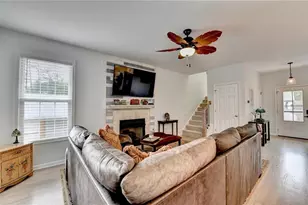 6980 Diana Cir, Gainesville, GA 30506 - Photo 9