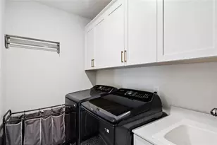 4566 Molder Dr, Buford, GA 30518 - Photo 23