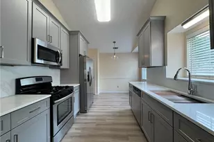 4031 River Rock Way, Woodstock, GA 30188 - Photo 9