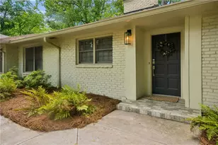 6748 Brandon Mill Rd, Sandy Springs, GA 30328 - Photo 3