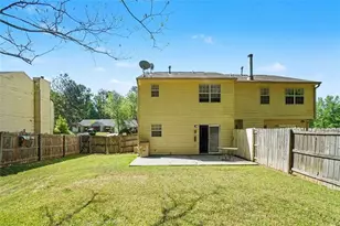 7965 Creekstone Way, Riverdale, GA 30274 - Photo 13