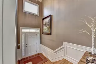 16 Carrington Way, Atlanta, GA 30328 - Photo 3