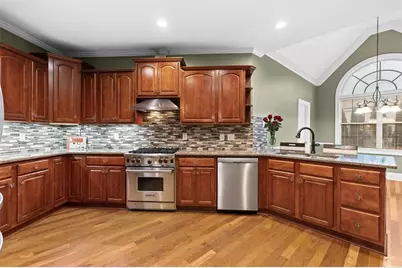 711 Ashley Wilkes Way, Loganville, GA 30052 - Photo 17