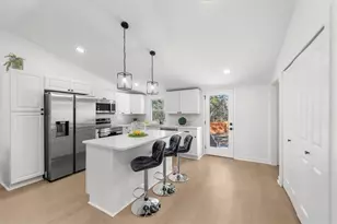 2149 Stockbridge Dr SE, Atlanta, GA 30316 - Photo 9