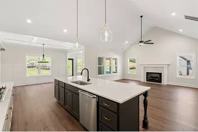 165 West Lake Boulevard, Carrollton, GA 30116 - Photo 17